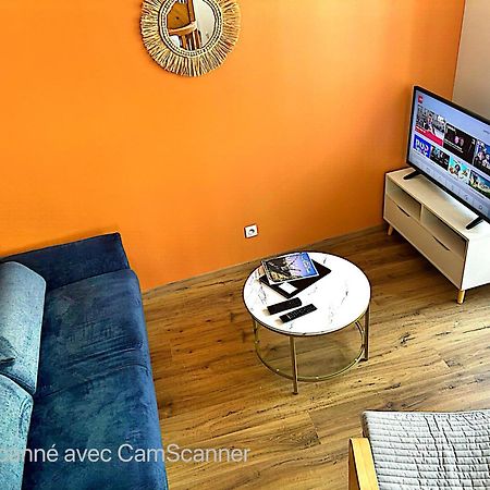 Superbe Duplex Coeur De Ville 3 Etoiles Jonzac Exterior foto